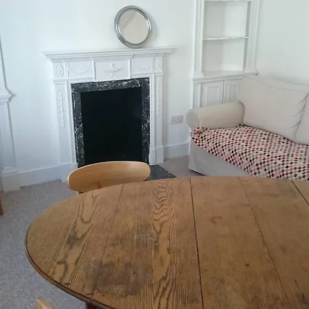 Central London Flat. Georgian Terrace. Bright. Exterior photo