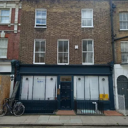 Central London Flat. Georgian Terrace. Bright. Exterior photo
