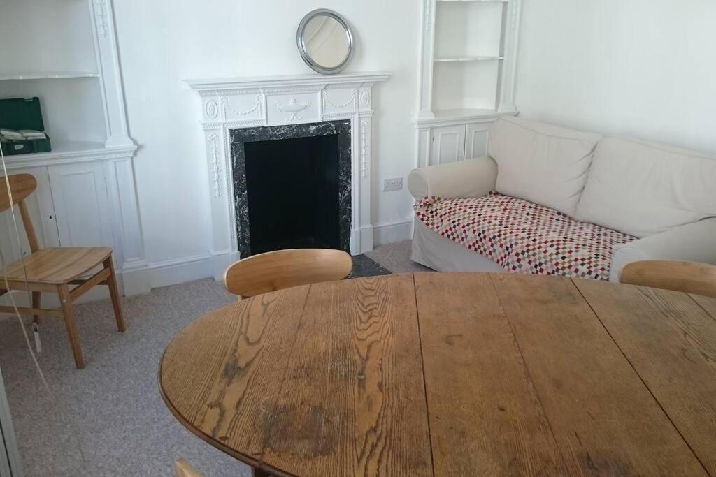 Flat. Georgian Terrace. Bright. Appartamento *