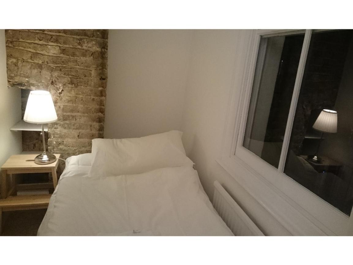 Flat. Georgian Terrace. Bright. Appartamento Londra